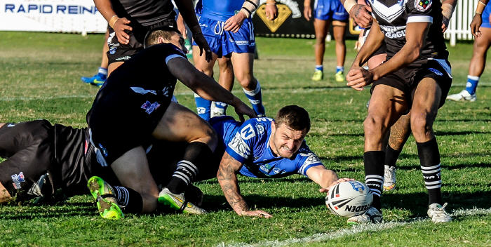 Newtown Jets fullback Nathan Gardner goes extremely close to scoring in last Sunday’s NSW Cup match against Wentworthville at Ringrose Park. Photo:
Gary Sutherland Photography.
