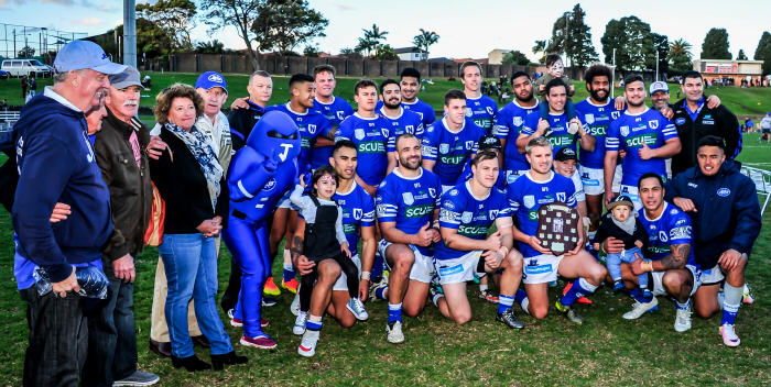 Members of the Hyde Family gathered with the victorious Newtown Jets after the presentation of the coveted Frank Hyde Shield for 2016 at Henson Park last Saturday. Photo: Gary Sutherland Photography
