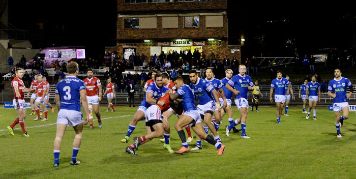 The Newtown Jets and Illawarra Cutters last met under lights at Henson Park on the night of the 1st July. The Cutters finished second on the ISP NSW competition points table after 25 rounds and the Newtown Jets finished fourth. Photo: Mike Magee Photography
