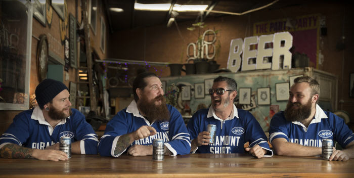 One of the best promotional shots of 2017 – the boys from Young Henrys wearing their Newtown Jets classic jerseys and enjoying a convivial Newtowner Pale Ale.
Photo: MAF Photography
